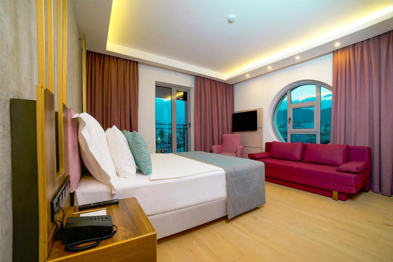 Leaf Port Hotel Antalya