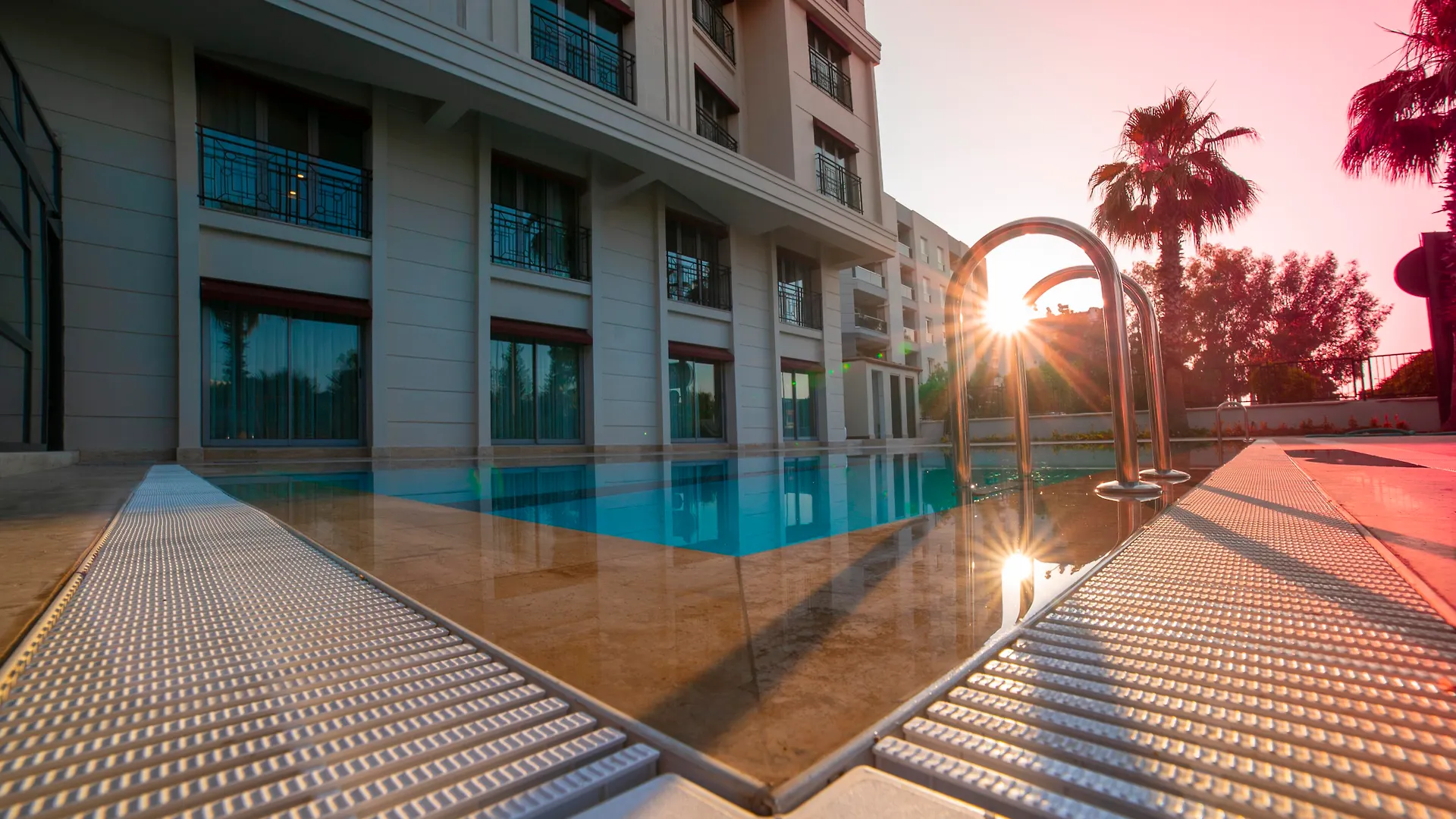 Leaf Port Hotel Antalya 4*,